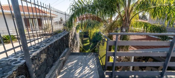 3غرفة فيلا في Sant'Agata li Battiati, Italy رقم 3132 5