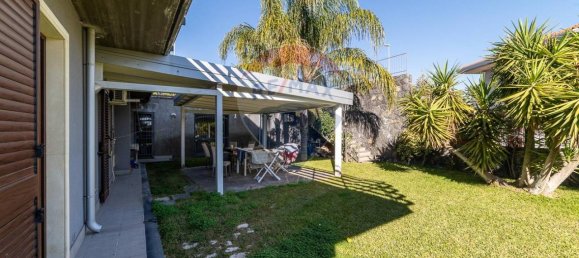 3غرفة فيلا في Sant'Agata li Battiati, Italy رقم 3132 15