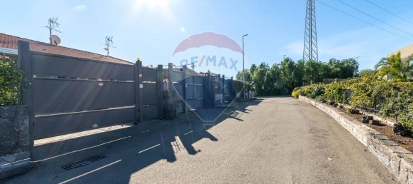 3غرفة فيلا في Sant'Agata li Battiati, Italy رقم 3132 77