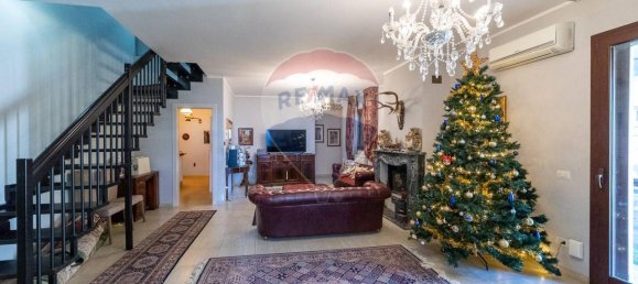 3غرفة فيلا في Sant'Agata li Battiati, Italy رقم 3132 18