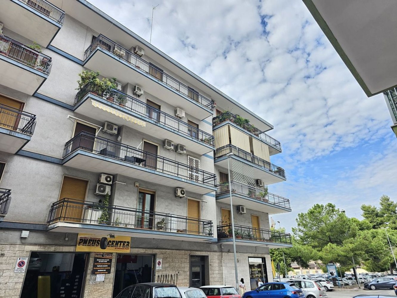 4-salle Appartement à Taranto, Italy No. 276330