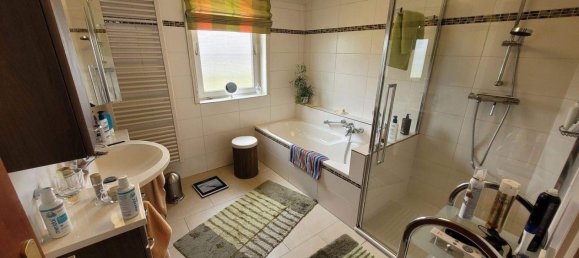 Дом с 5 комнатами в Ильцен, Германия № 330673 22