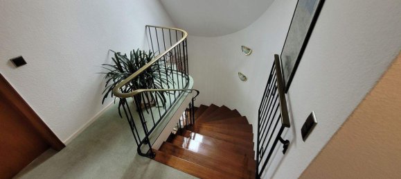 Дом с 5 комнатами в Ильцен, Германия № 330673 15