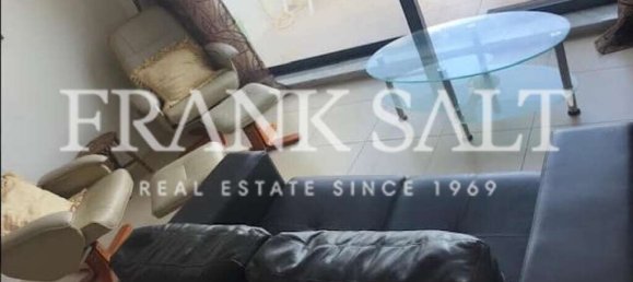 2 bedrooms Penthouse in Marsalforn, Malta No. 5468 10