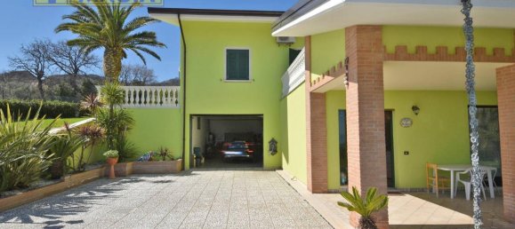 6 rooms Villa in Martinsicuro, Italy No. 175583 30