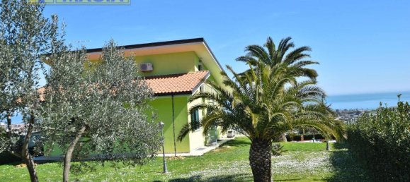 6 rooms Villa in Martinsicuro, Italy No. 175583 28