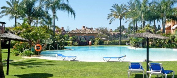 Пентхаус с 2 спальнями в Марбелья, Испания № 136513 2