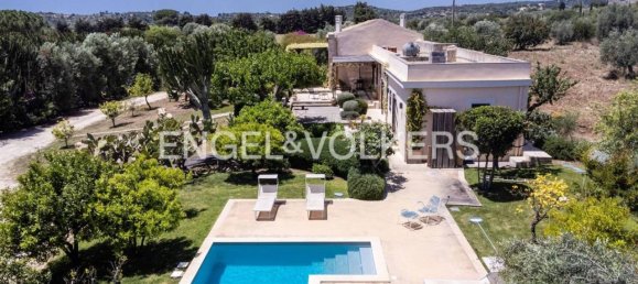 5 rooms Villa in Noto, Italy No. 123139 39