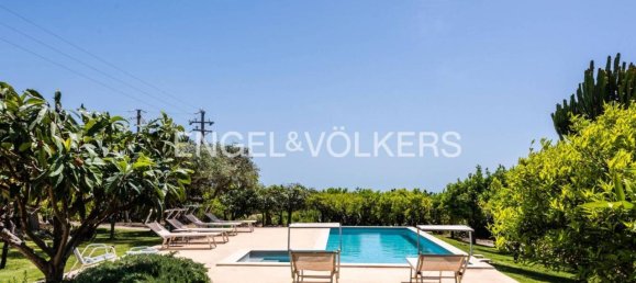 5 rooms Villa in Noto, Italy No. 123139 7