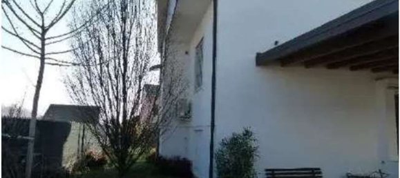 Дом с 7 комнатами в Чилавенья, Италия № 4224 44