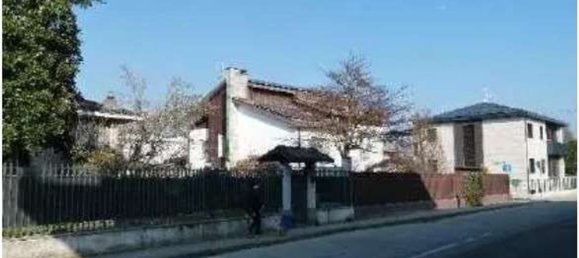 Дом с 7 комнатами в Чилавенья, Италия № 4224 71