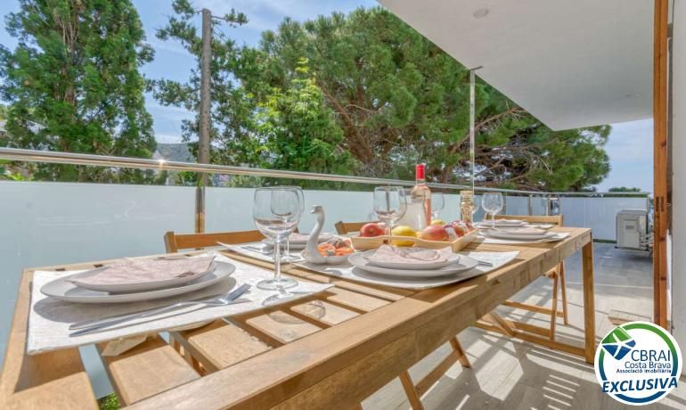 3 bedrooms Apartment in Roses, Spain No. 216068