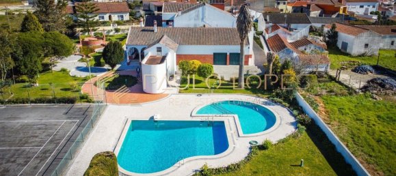 10 bedrooms Land in Sao Martinho do Porto, Portugal No. 140867 3