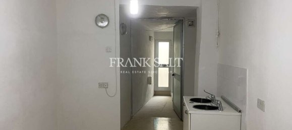 95m² Shop in Sliema, Malta No. 12487 6