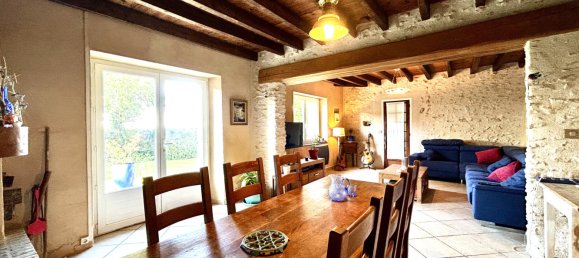 6 bedrooms House in Villiers-Saint-Georges, France No. 171960 4