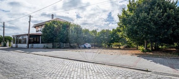 3 bedrooms House in Oliveira do Conde, Portugal No. 21445 8