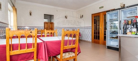 3 bedrooms House in Oliveira do Conde, Portugal No. 21445 26