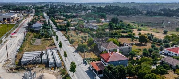 3 bedrooms House in Oliveira do Conde, Portugal No. 21445 3