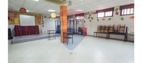 Gebäude in Lisbon, Portugal 1250m², Nr. 72321 6