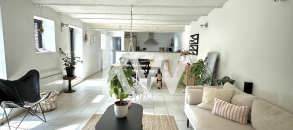 6 bedrooms House in Le Maisnil, France No. 256968 5