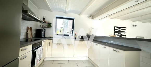 6 bedrooms House in Le Maisnil, France No. 256968 6