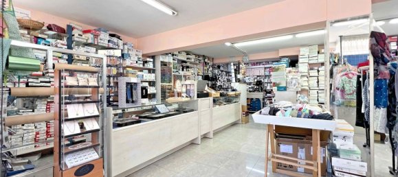 179m² Commercial property in Arteixo, Spain No. 58075 8