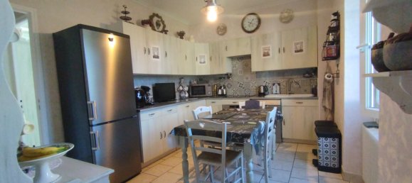 5 Schlafzimmer Haus in Chateaudun, France, Nr. 81226 9