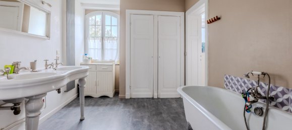 7 Schlafzimmer Doppelhaus in Mouvaux, France, Nr. 85678 11