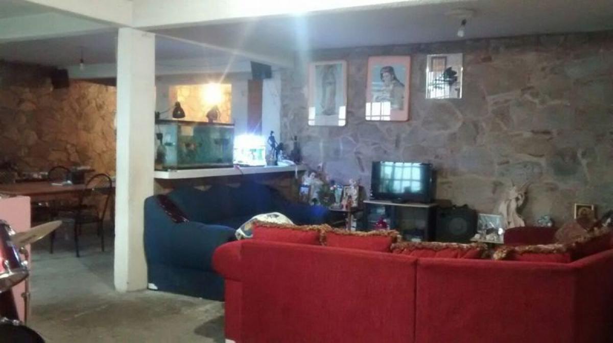 3 bedrooms House in Naucalpan de Juarez, Mexico No. 220807