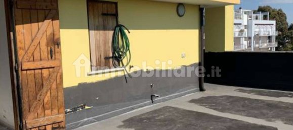 1-salle Entrepôt à Sabaudia, Italy No. 45934 8