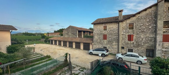 2 bedrooms House in Udine, Italy No. 178975 17