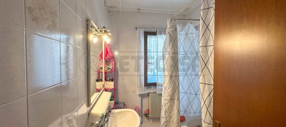 2 bedrooms House in Udine, Italy No. 178975 18