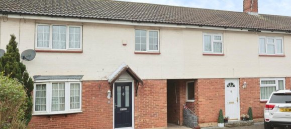 3 bedrooms House in Watford, United Kingdom No. 6792 24