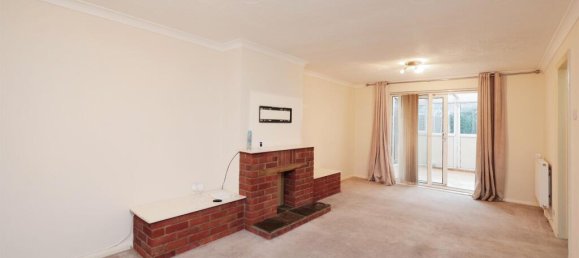 3 bedrooms House in Watford, United Kingdom No. 6792 4