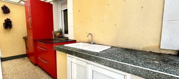 3 bedrooms House in Cormontreuil, France No. 248354 3