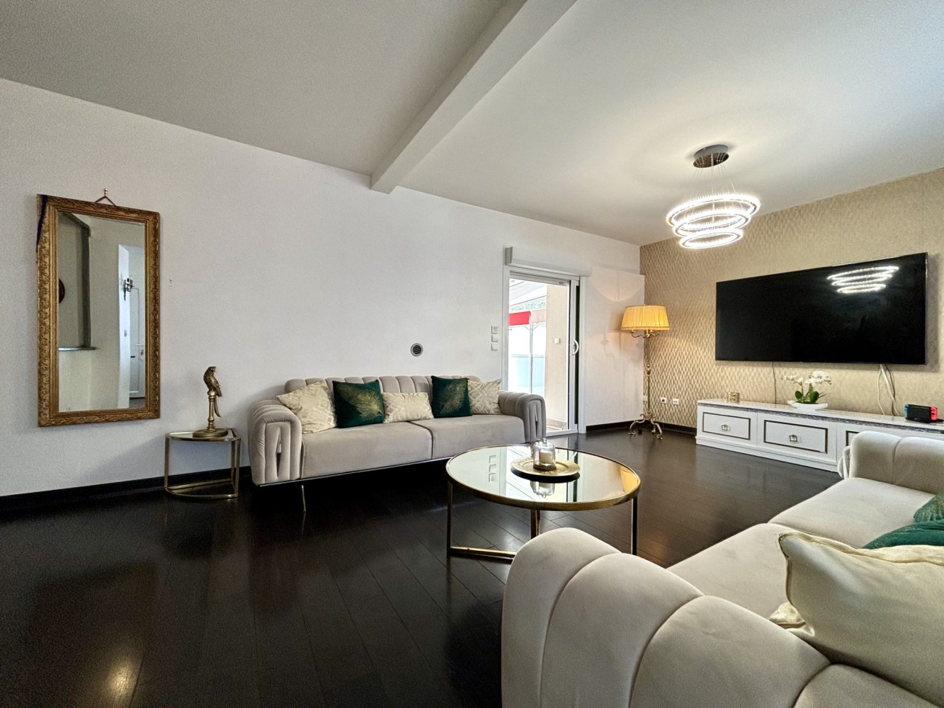 3 bedrooms House in Cormontreuil, France No. 248354