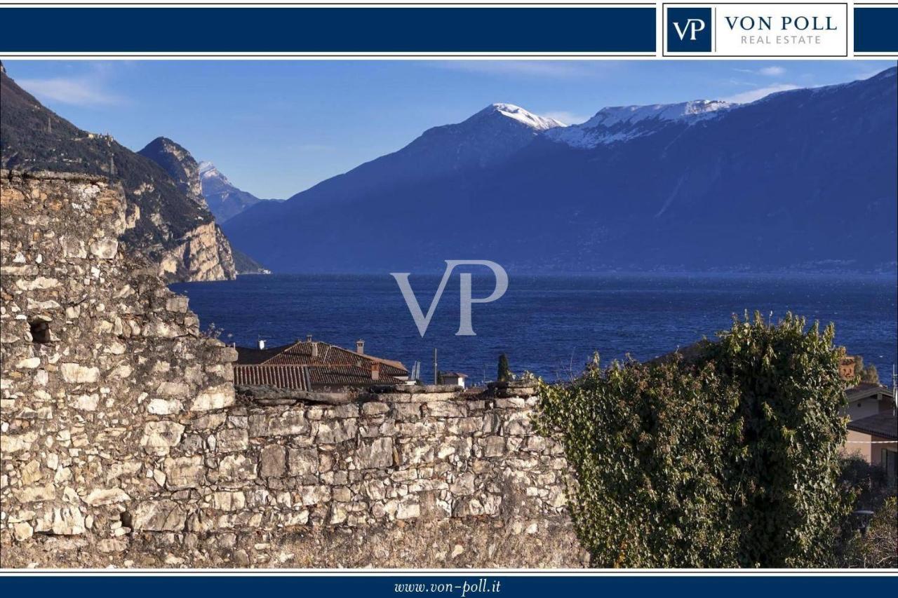 12-salle Villa à Toscolano Maderno, Italy No. 31977