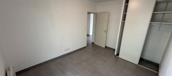 2 bedrooms Apartment in Nimes, France No. 355668 5