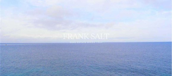 3 bedrooms Apartment in Xghajra, Malta No. 1851 2