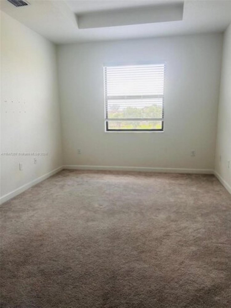 4 bedrooms House in Miami, USA No. 299821