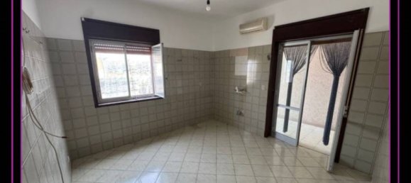 4غرفة بناية في Carlentini, Italy رقم 356357 3