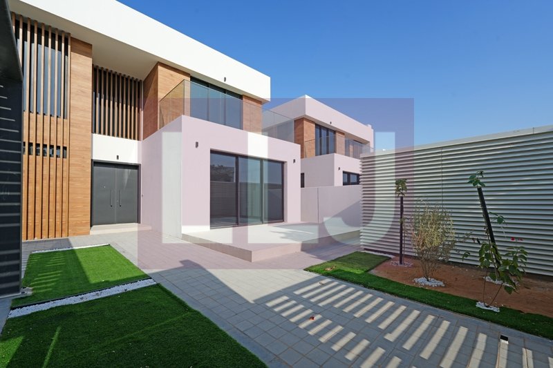 4 bedrooms Villa in Saadiyat Island, UAE No. 47730