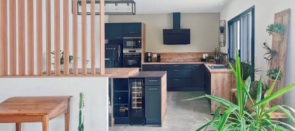 3 Schlafzimmer Villa in Marans, France, Nr. 297819 7