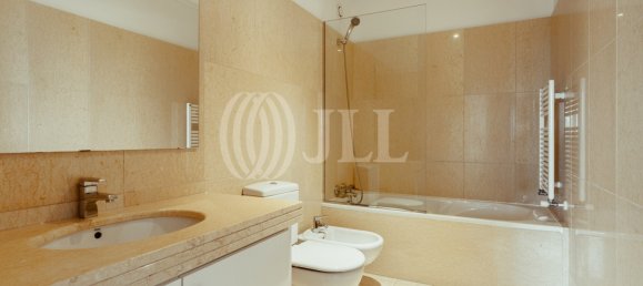 Квартира с 5 спальнями в Порту, Португалия № 144580 11