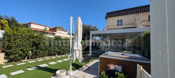 3 bedrooms Villa in Fiumicino, Italy No. 338328 3