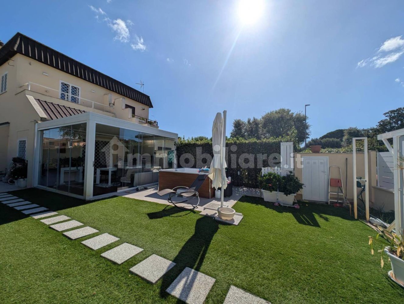 Вилла с 3 спальнями в Фьюмичино, Италия № 338328