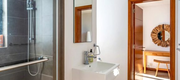 3 bedrooms Villa in Roches Noires, Mauritius No. 45 8