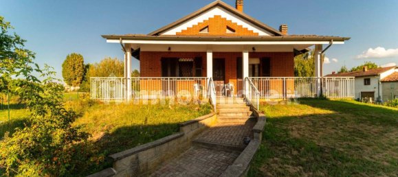 3 Schlafzimmer Villa in Poirino, Italy, Nr. 304979 25