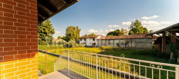 3 Schlafzimmer Villa in Poirino, Italy, Nr. 304979 33