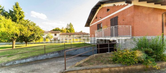 3 Schlafzimmer Villa in Poirino, Italy, Nr. 304979 6